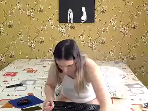 Karlabby online show from 02.19.25