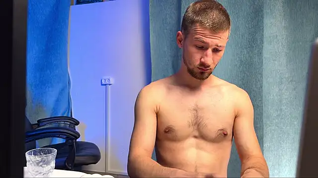 Snapshot of Farmer_James chatting on 10.01.25 Farmer James online show from 10.01.25