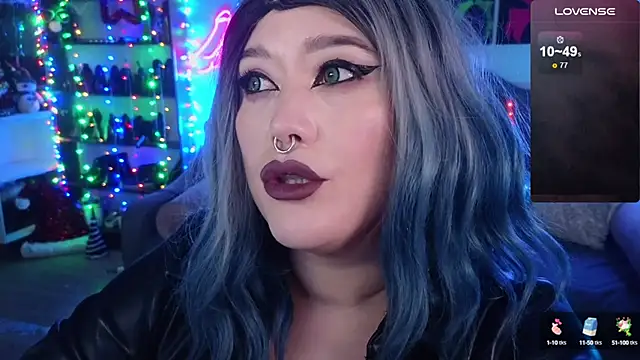 wickedxqueen online show from 12.18.24