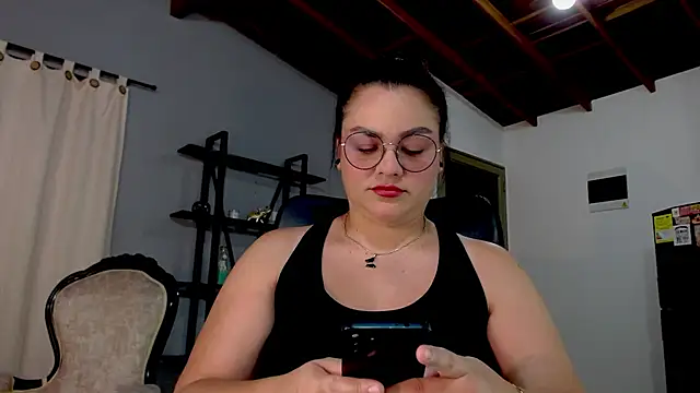 maela1 online show from 09.22.25