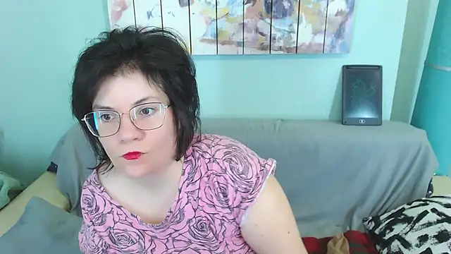 EverlyRays online show from 12.29.24