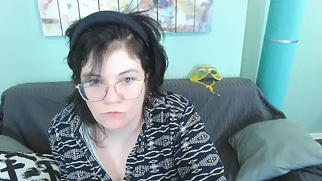 EverlyRays online show from 02.17.25