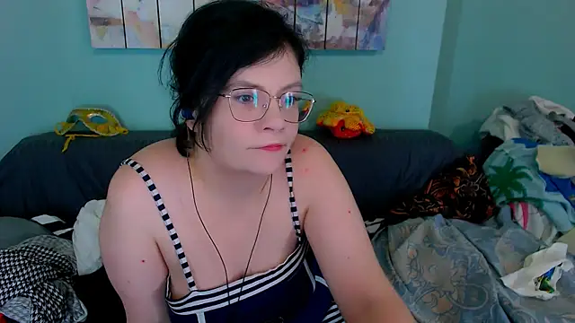 EverlyRays online show from 04.12.26