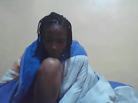 Smillie prety online show from 12.17.25