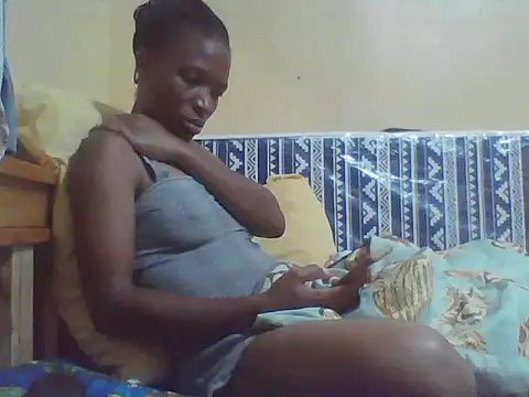 Snapshot of Smillie_prety chatting on 04.18.26 Smillie prety online show from 04.18.26