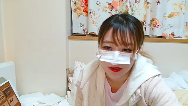 Snapshot of liliyRiSAcha-n chatting on 12.21.24 liliyRiSAcha-n online show from 12.21.24