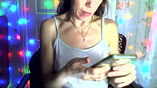 Ladywinter online show from 11.06.25