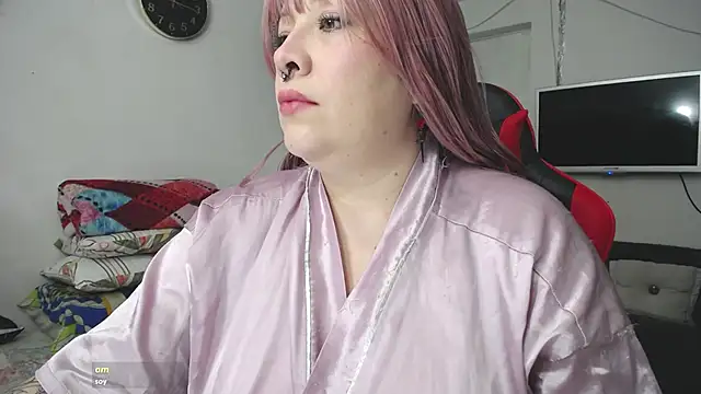 Snapshot of Madyson_ho chatting on 06.12.26 Madyson ho online show from 06.12.26