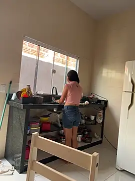 Larissatop online show from 04.27.26