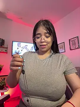 tati reyess online show from 03.31.26