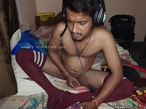 Snapshot of Sexypavi09 chatting on 10.11.25 Sexypavi09 online show from 10.11.25