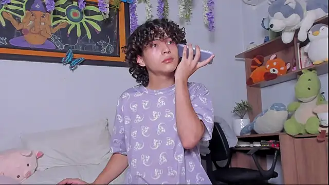 Cherry boy 18 online show from 02.18.25