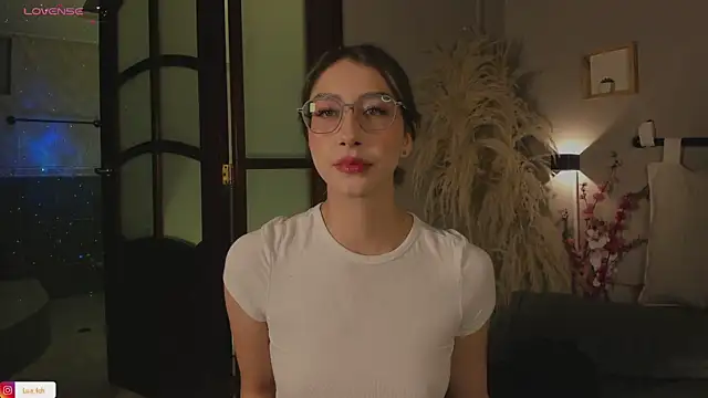 lua ferch   online show from 02.15.25