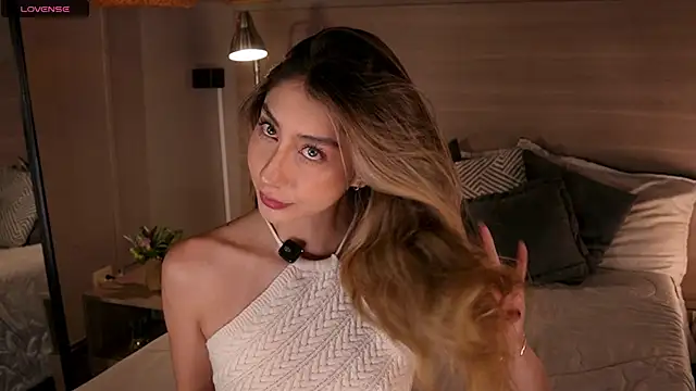 Snapshot of lua_ferch__ chatting on 06.18.26 lua ferch online show from 06.18.26