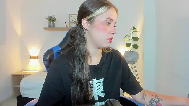 Snapshot of nataly_rodri chatting on 07.18.26 nataly rodri online show from 07.18.26