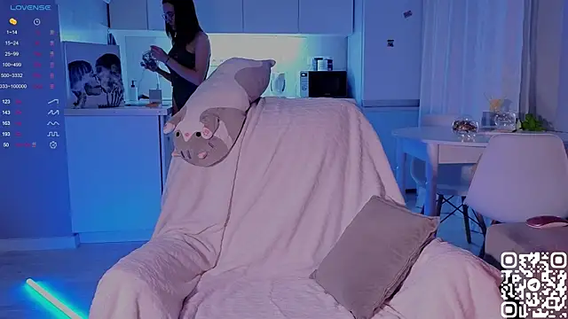 shey1i online show from 12.13.24