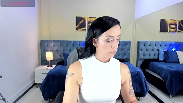 Snapshot of Kristen_Garner chatting on 03.05.25 Kristen Garner online show from 03.05.25