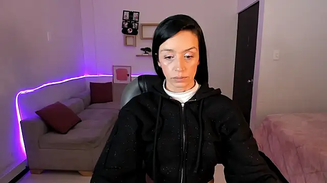 Kristen Garner online show from 12.20.25