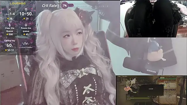 Snapshot of z23002 chatting on 03.18.25 z23002 online show from 03.18.25