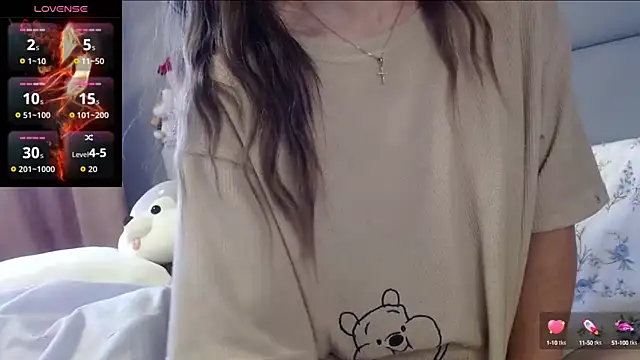 Snapshot of Viktoriiya_bald chatting on 09.09.25 Viktoriiya bald online show from 09.09.25