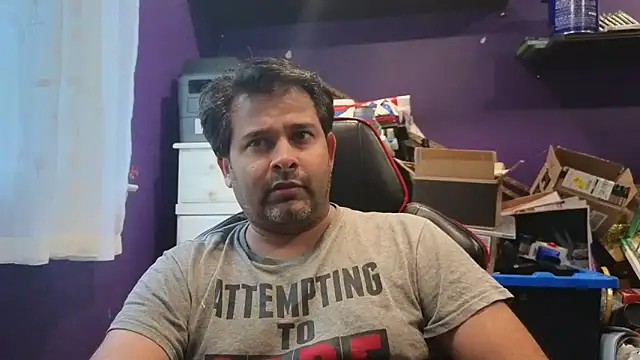 Snapshot of Sakhtlaundaz chatting on 09.21.25 Sakhtlaundaz online show from 09.21.25