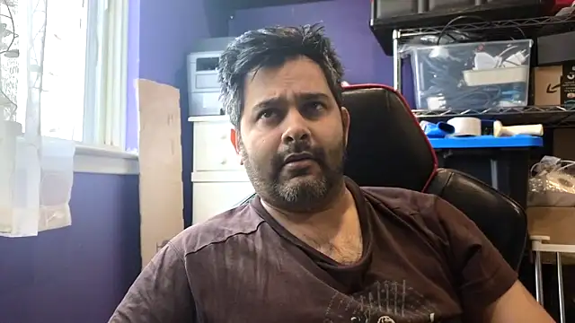 Snapshot of Sakhtlaundaz chatting on 03.25.26 Sakhtlaundaz online show from 03.25.26