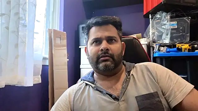 Snapshot of Sakhtlaundaz chatting on 05.08.26 Sakhtlaundaz online show from 05.08.26