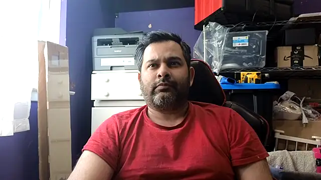 Snapshot of Sakhtlaundaz chatting on 05.27.26 Sakhtlaundaz online show from 05.27.26