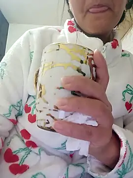 lolo890 online show from 12.16.25