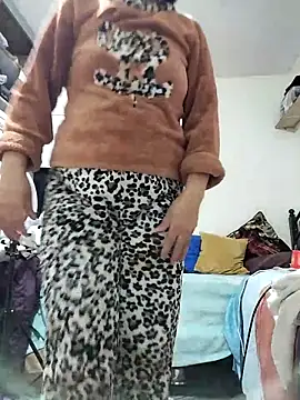 lolo890 online show from 12.22.25