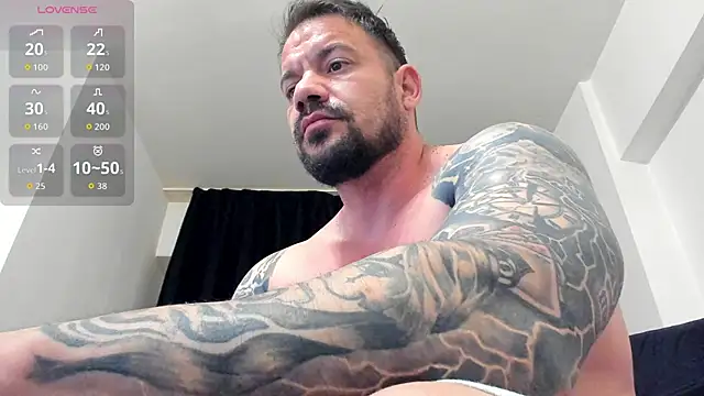 Snapshot of musclemonster31 chatting on 05.28.26 musclemonster31 online show from 05.28.26