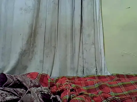 KENYANHONEY01 online show from 02.16.26