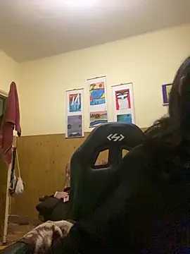 calliemaggotbone online show from 11.04.25