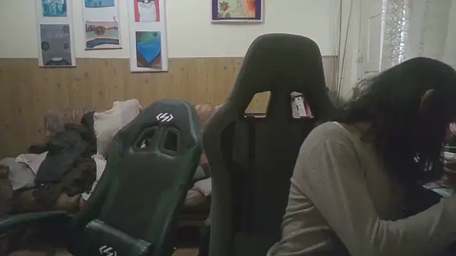 calliemaggotbone online show from 11.07.25