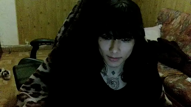 calliemaggotbone online show from 12.02.25