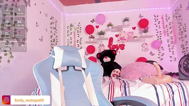 Emily restrepo online show from 02.24.25