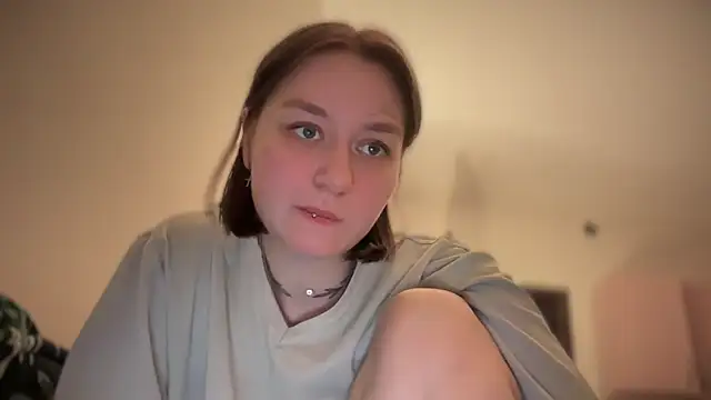 Snapshot of Isabel-Bailey chatting on 02.25.25 Isabel-Bailey online show from 02.25.25