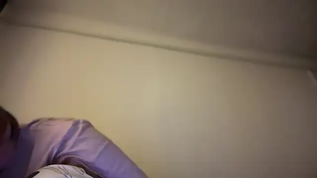 Snapshot of Isabel-Bailey chatting on 11.29.25 Isabel-Bailey online show from 11.29.25