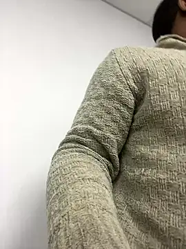 YesTheSexiest online show from 10.14.25