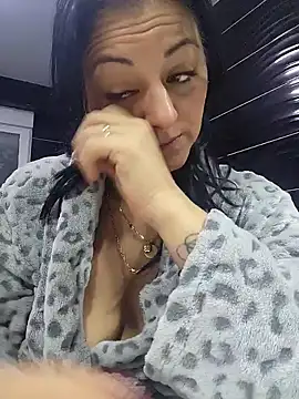 bruneta sexy23 online show from 12.14.24