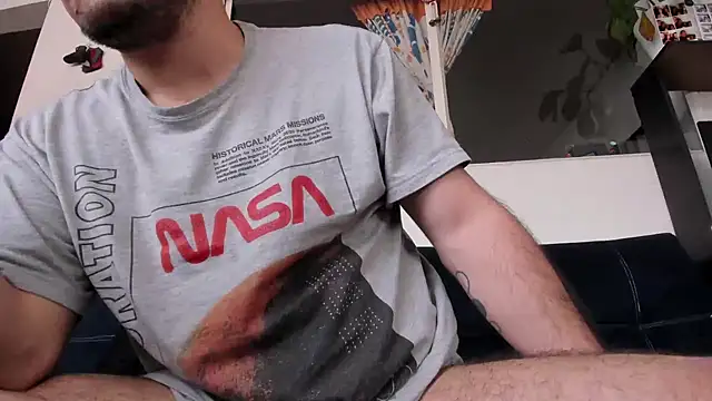 boomboomHooT online show from 12.20.24