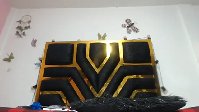 Helennahot online show from 10.28.25