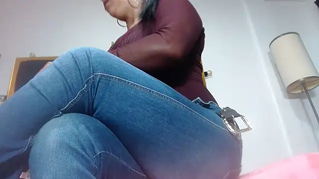 Helennahot online show from 04.14.26