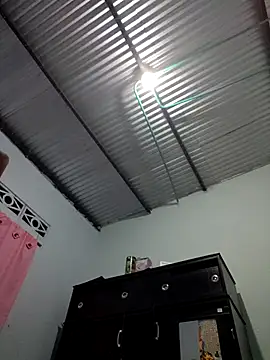 Snapshot of Bellota_22_Fuckme chatting on 09.29.25 Bellota 22 Fuckme online show from 09.29.25