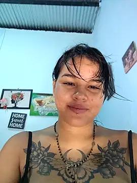 Snapshot of Bellota_22_Fuckme chatting on 11.08.25 Bellota 22 Fuckme online show from 11.08.25