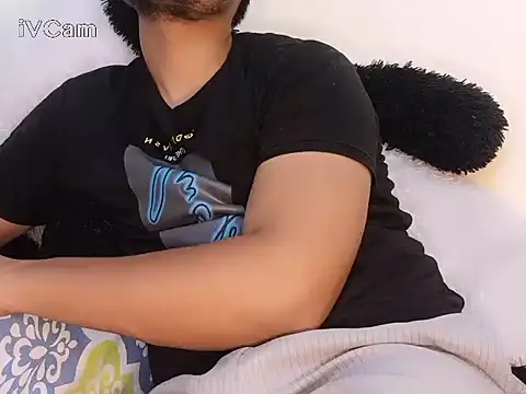 Snapshot of felix_dion chatting on 02.20.25 felix dion online show from 02.20.25