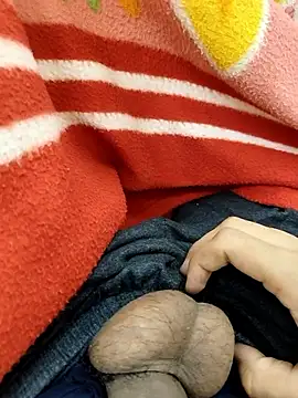 Snapshot of Horny_boy321 chatting on 09.16.25 Horny boy321 online show from 09.16.25