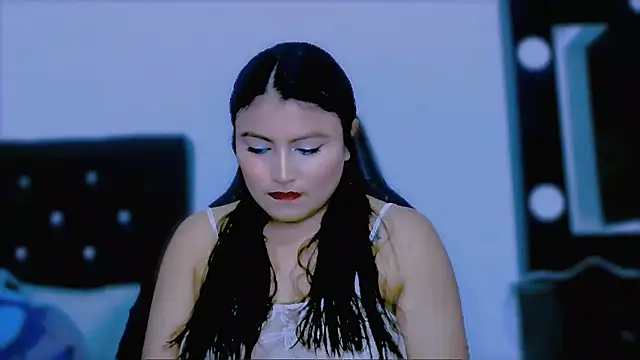 Snapshot of KathieBurning chatting on 09.16.25 KathieBurning online show from 09.16.25