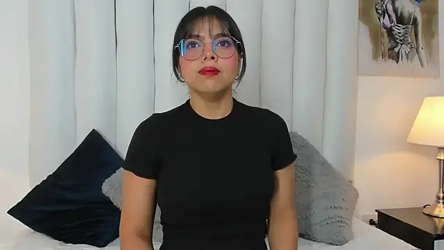 Snapshot of Violet_queen20 chatting on 03.31.26 Violet queen20 online show from 03.31.26