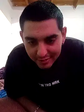 Snapshot of lil_burger chatting on 09.11.25 lil burger online show from 09.11.25